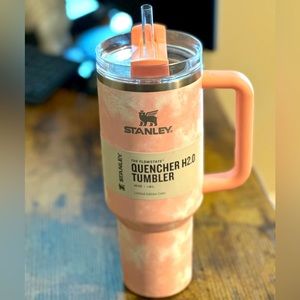 Stanley Quencher 2.0 Peach Tie Dye
